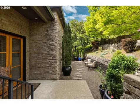 18284 Meadowlark Lane Lake Oswego OR 97034