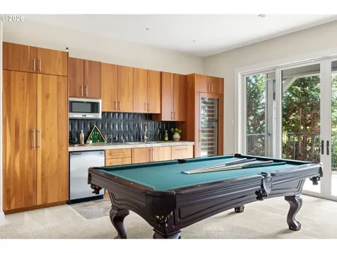 18284 Meadowlark Lane Lake Oswego OR 97034