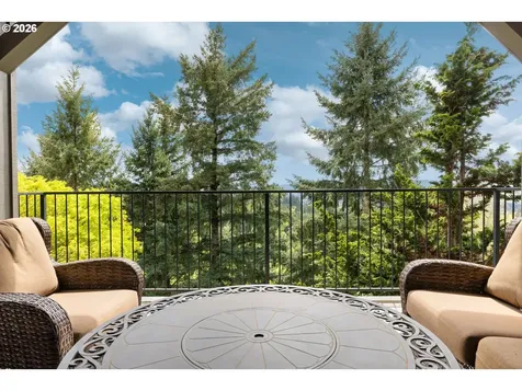 18284 Meadowlark Lane Lake Oswego OR 97034