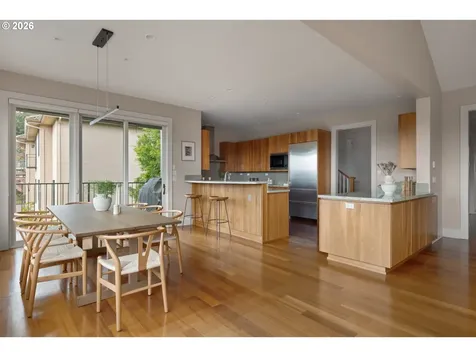 18284 Meadowlark Lane Lake Oswego OR 97034