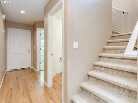 1425 NE Glen Ellen Drive Hillsboro OR 97124