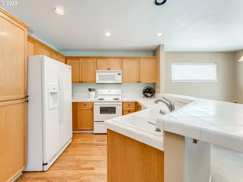 1425 NE Glen Ellen Drive Hillsboro OR 97124
