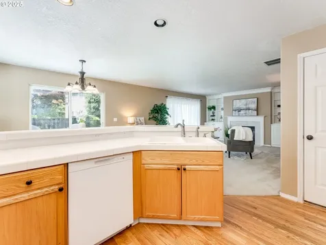 1425 NE Glen Ellen Drive Hillsboro OR 97124