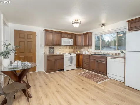 17055 SW Florence Street Beaverton OR 97078