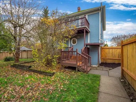17055 SW Florence Street Beaverton OR 97078