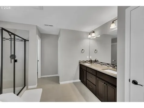15966 NW Linder Street Portland OR 97229