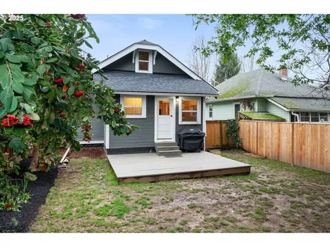2226 N Watts Street Portland OR 97217