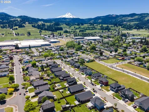 3125 Ponderosa Road Hood River OR 97031