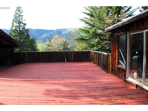 497 Wood Crest Drive Myrtle Creek OR 97457
