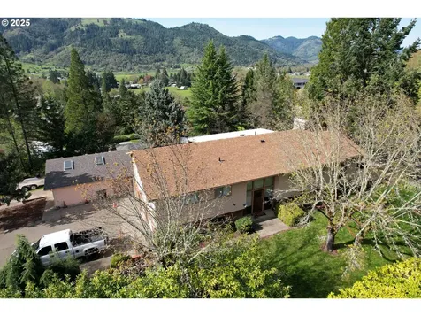 497 Wood Crest Drive Myrtle Creek OR 97457