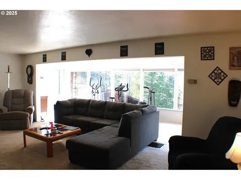 497 Wood Crest Drive Myrtle Creek OR 97457