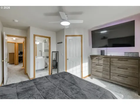 39329 Woodbury Way Sandy OR 97055