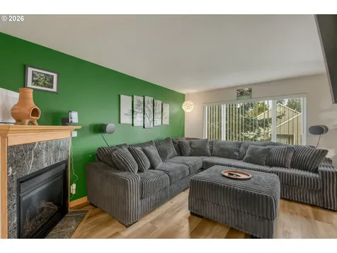 39329 Woodbury Way Sandy OR 97055