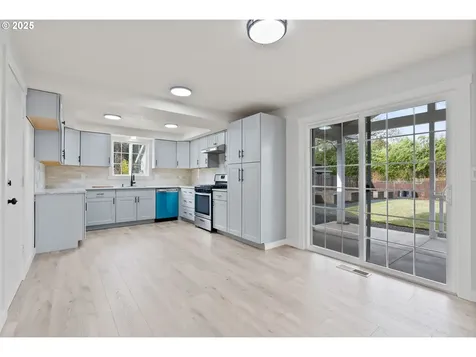 3070 N Barlow Place Cornelius OR 97113