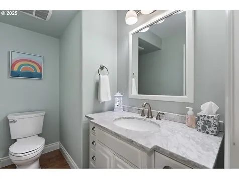 6327 NE Chestnut Street Hillsboro OR 97124