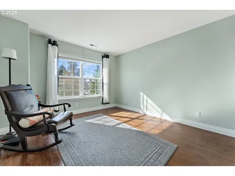 6327 NE Chestnut Street Hillsboro OR 97124