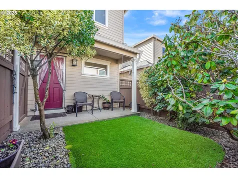 6327 NE Chestnut Street Hillsboro OR 97124