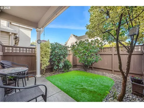 6327 NE Chestnut Street Hillsboro OR 97124