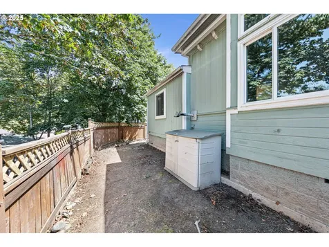 30839 Washington Street Lebanon OR 97355