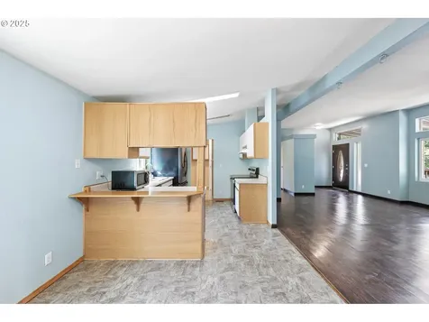 30839 Washington Street Lebanon OR 97355