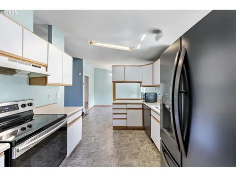 30839 Washington Street Lebanon OR 97355