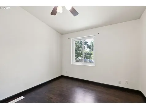 30839 Washington Street Lebanon OR 97355