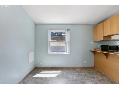30839 Washington Street Lebanon OR 97355