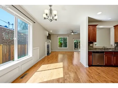 1743 SE Marion Street Portland OR 97202