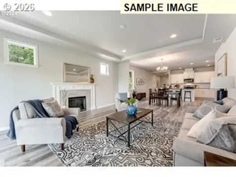 563 E Cleveland Street Carlton OR 97111