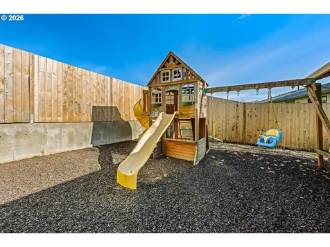 1081 SE Fir Grove Loop Hillsboro OR 97123