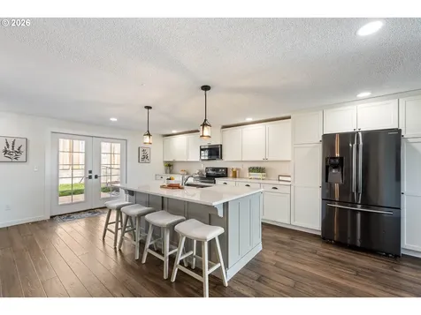 1081 SE Fir Grove Loop Hillsboro OR 97123