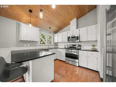 9620 N Edison Street Portland OR 97203