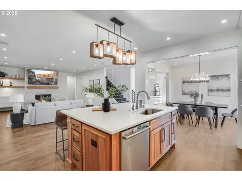 4208 NW 138th Circle Vancouver WA 98685