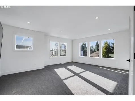 4208 NW 138th Circle Vancouver WA 98685