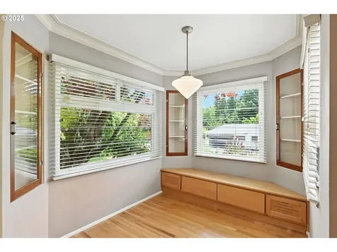 8285 SW Parrway Drive Portland OR 97225