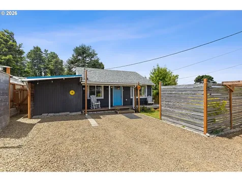 1315 SE Oar Avenue Lincoln City OR 97367