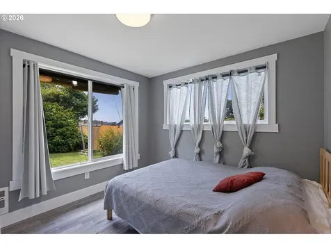 1315 SE Oar Avenue Lincoln City OR 97367