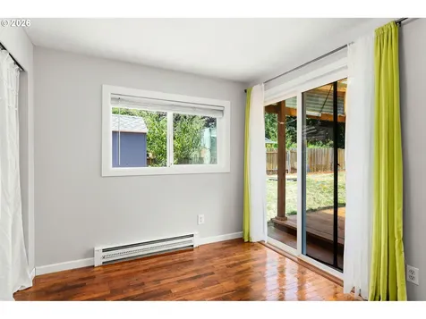 10245 SE Raymond Street Portland OR 97266