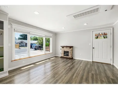 10245 SE Raymond Street Portland OR 97266
