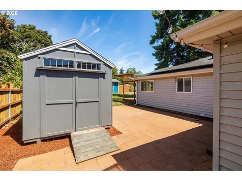 10245 SE Raymond Street Portland OR 97266