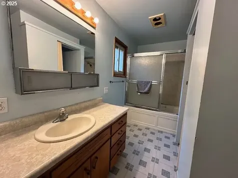 8465 Duncan Island Road Mapleton OR 97453