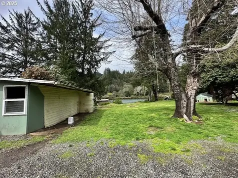 8465 Duncan Island Road Mapleton OR 97453