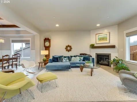 2877 NW Mt Ashland Lane Mcminnville OR 97128