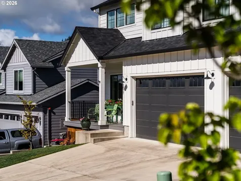 2877 NW Mt Ashland Lane Mcminnville OR 97128