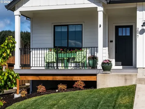 2877 NW Mt Ashland Lane Mcminnville OR 97128