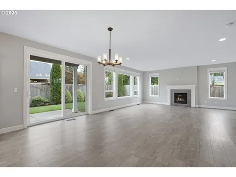 1620 N Sweetgum Street Canby OR 97013