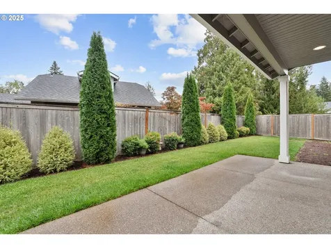 1620 N Sweetgum Street Canby OR 97013