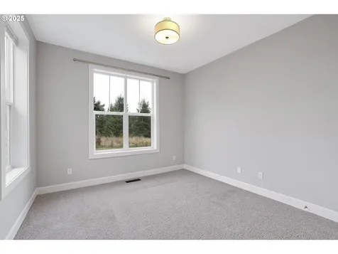 1620 N Sweetgum Street Canby OR 97013
