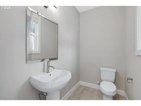 1620 N Sweetgum Street Canby OR 97013