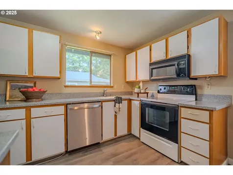 9112 NE 144th Avenue Vancouver WA 98682
